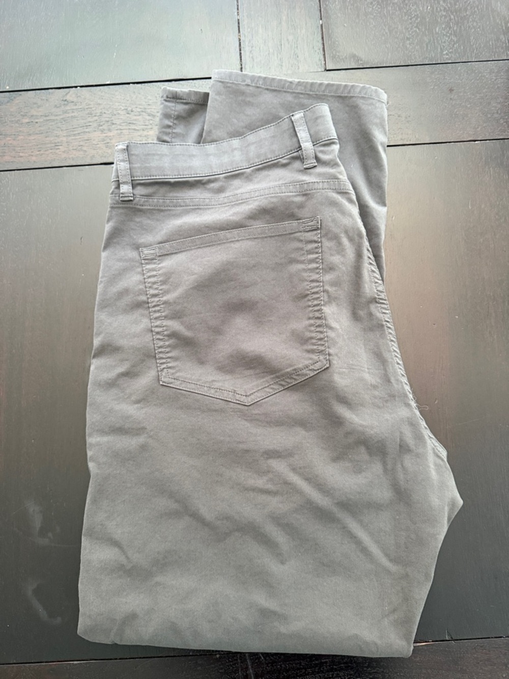 Faherty Men's 5 pocket Chinos in Gray